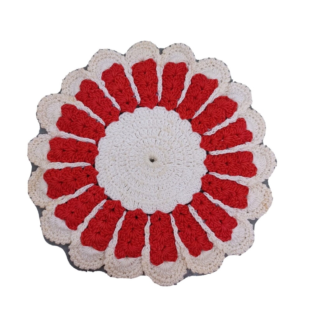 Vintage Crocheted Pot Holders Trivet Thick Red White Scalloped Edge Farmhouse 6"